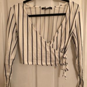 Long sleeve crop top